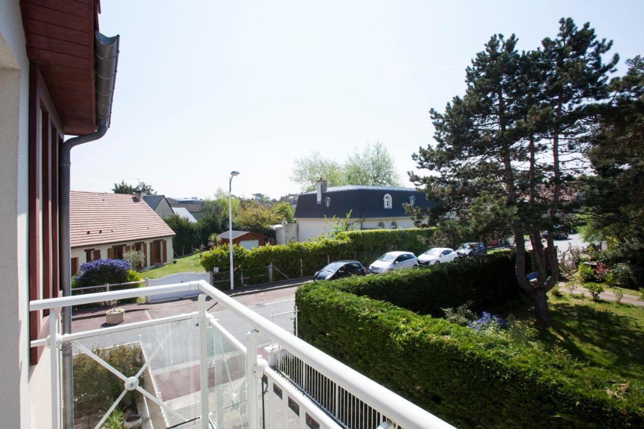 Appart Residence Proche Plage Avec Piscine Et Parking Couvert Prive Merville-Franceville-Plage Luaran gambar